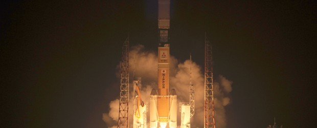 http://www.astronautinews.it/wp-content/uploads/2012/05/launch_photo02cJAXA_l-620x250.jpg