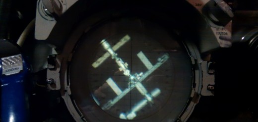 La ISS vista nel perioscopio della Soyuz nel simulatore. Fonte: Samantha Cristoforetti
