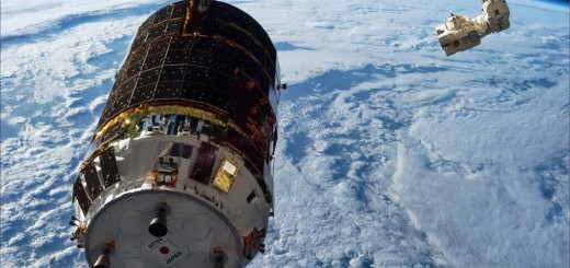 HTV-4 visto da Cupola poco prima della cattura con il braccio robotico. Fonte: NASA
