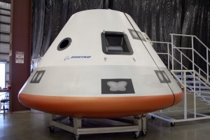 Mockup della capsula Boeing CST-100. (c) Boeing