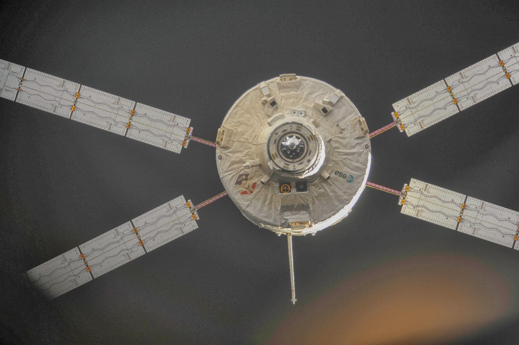 ATV-4 Albert Einstein lascia la ISS. Fonte: NASA/ESA