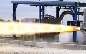 Test del motore Super Draco. Credit: SpaceX.