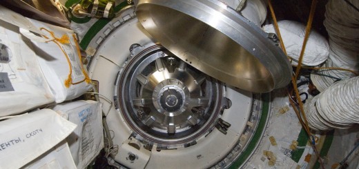 Il meccanismo di docking dell'ATV-3 Edoardo Amaldi visto dal modulo Zvezda della ISS. Fonte: NASA