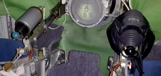 I comandi del simulatore di docking manuale Soyuz a Star City. Fonte: Samantha Cristoforetti