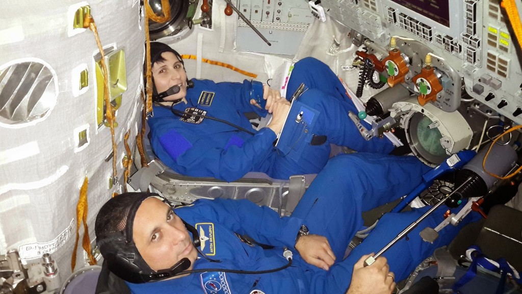 Samantha Cristoforetti e Anton Shkaplerov nel simulatore Soyuz a Star City. Fonte: Samantha Cristoforetti