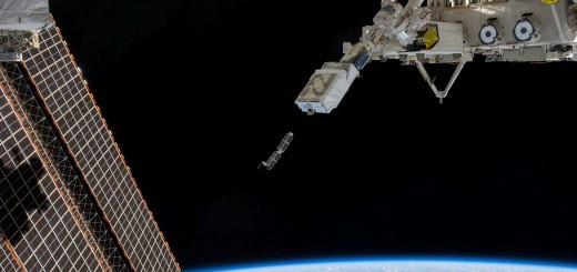 Il rilascio di un gruppo di CubeSat da Kibo sulla ISS. Fonte: NASA