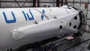 Il particolare di una delle "zampe" del Falcon 9 per la missione CRS-3. Credit: SpaceX.