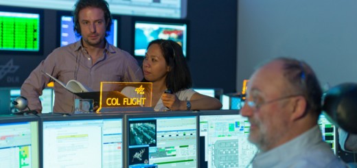 Nell'immagine, il Columbus Control Centre di Oberpfaffenhofen, e la console del Flight Director. Credit: DLR CC-BY (3.0).