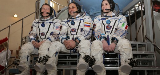 L'equipaggio della Soyuz TMA-15M si prepara all'esame finale Soyuz come backup della Soyuz TMA-13M: Terry Virts, Anton Shkaplerov e Samantha Cristoforetti. Credit: NASA