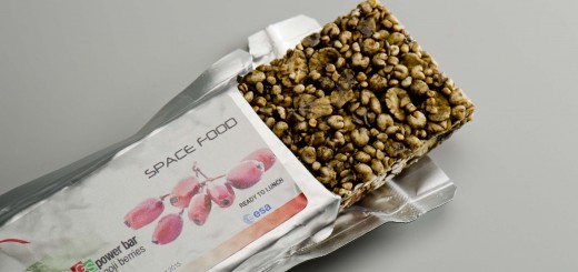 Una barretta di muesli spirulina realizzata dall'ESA per gli astronauti della ISS. Credit: ESA