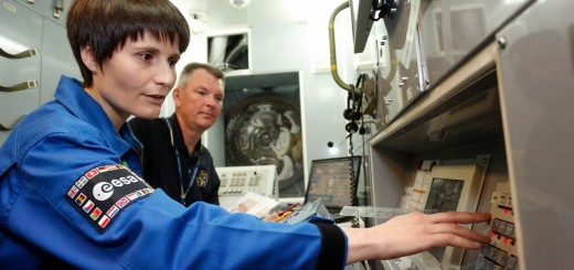 Samantha Cristoforetti si addestra sull'ATV all'EAC di Colonia. Credit: ESA