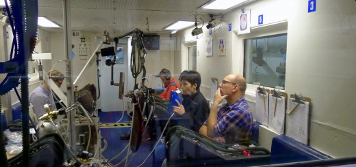 Samantha Cristoforetti in camera ipobarica al JSC per la baseline data collection dell'esperimento Airway Monitoring. Credit: Samantha Cristoforetti