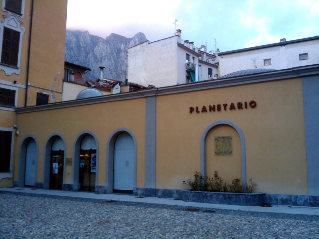 Il Planetario di Lecco, la sede di AstronautiCON. Credit: Paolo Amoroso