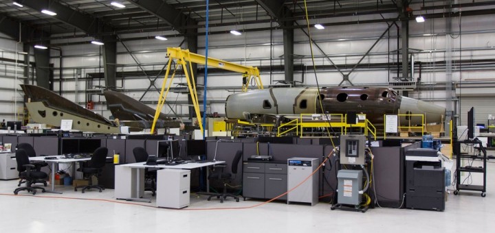 Il secondo esemplare dello SpaceShipTwo in corso di completamento. Credits: Virgin Galactic