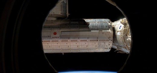 La vista dal boccaporto anteriore del Nodo 3 prima dell'aggancio del modulo PMM. Credit: ESA/NASA