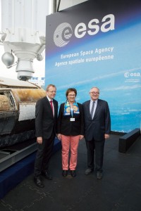 Johann-Dietrich Woerner, Brigitte Zypries and Jean-Jacques Dordain. Credits: ESA