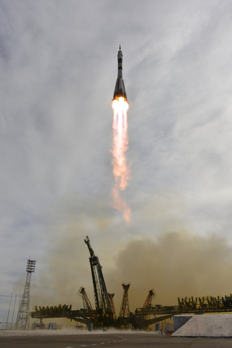 Sojuz_TMA-18M_liftoff_node_full_image_2-2