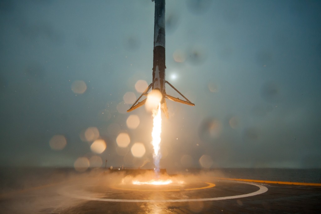 Il tentativo di atterraggio su chiatta più vicino al successo si è svolto durante la missione che ha lanciato Jason 3. Credits: SpaceX