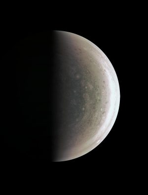 Magnifica vista del polo sud di Giove. Credits: NASA / JPL / SwRI / MSSS