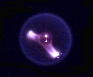 Una goccia di  eptano brucia durante l'esperimento FLEX Credits: NASA