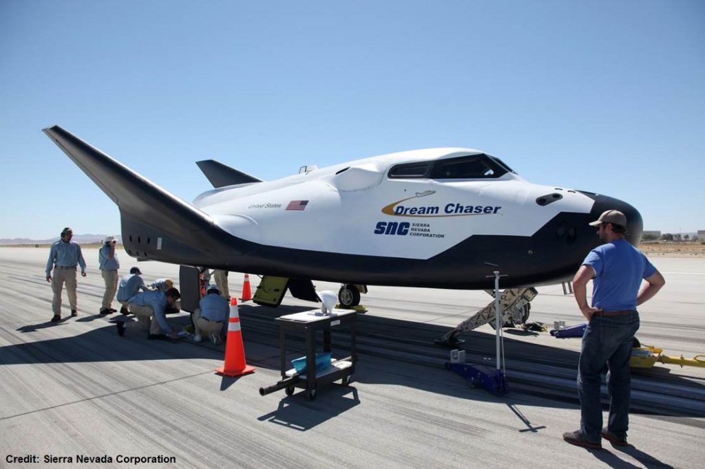 Il Dream Chaser in preparazione sulla pista. Credits: Sierra Nevada Corporation