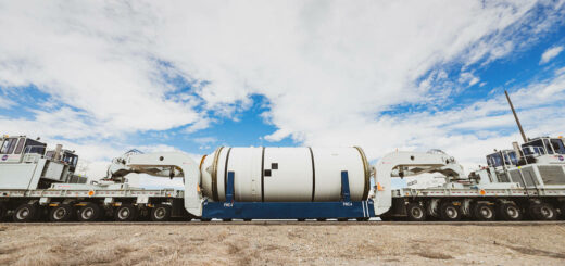 Un segmento dei booster per la missione Artemis 1 pronto per il trasporto verso il Kennedy Space Center in Florida. Credit: Northrop Grumman.