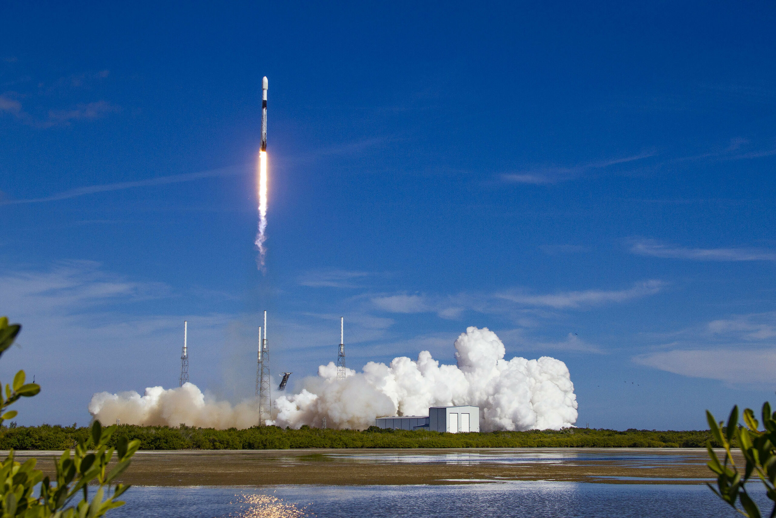 Максимальный полет ракеты. SPACEX. SPACEX фото. Falcon 9. Полёт ракеты.