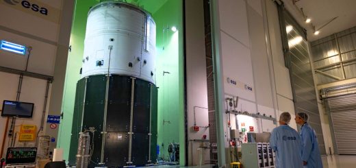 L'upper stage di Ariane 6 presso il centro ESA ESTEC durante i test. Credit: ESA - Arianespace