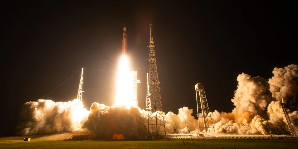 Il lancio di Artemis I il 16 novembre 2022 dal Kennedy Space Center. Crediti: NASA