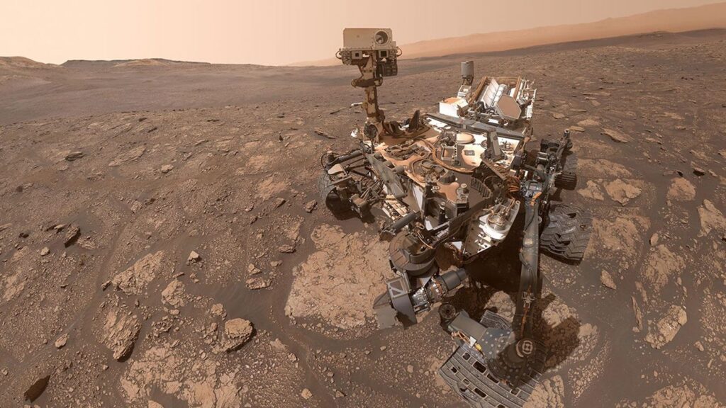 Curiosity sul suolo marziano